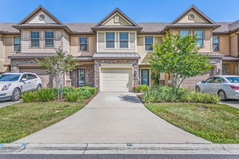 7006 Beauhaven Ct #13E, Jacksonville, FL 32258