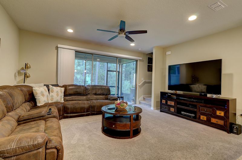 7009 Coldwater Dr, Jacksonville, FL 32258