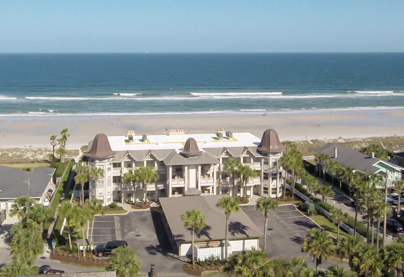701 Beach Ave #101, Atlantic Beach, FL 32233