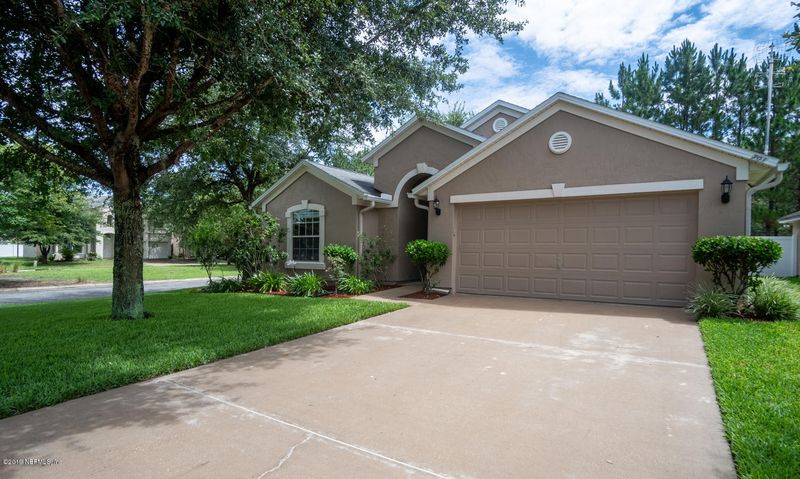 701 Turkey Point Dr, Orange Park, FL 32065
