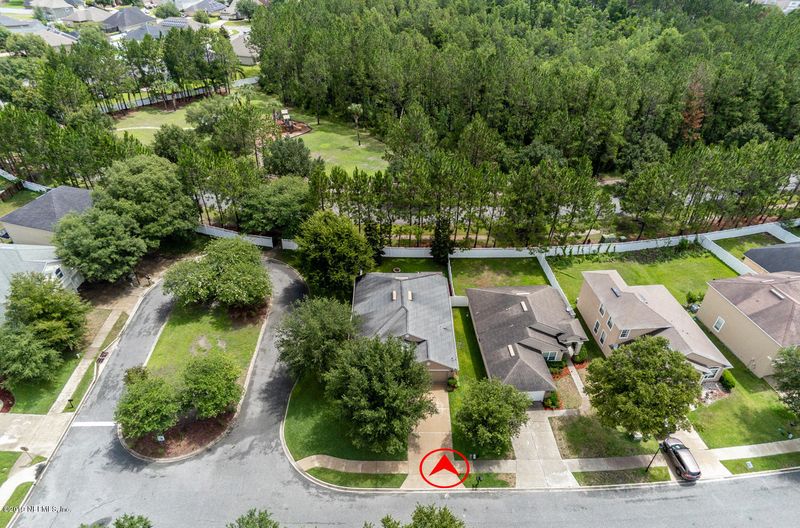 701 Turkey Point Dr, Orange Park, FL 32065