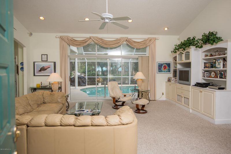 701 Wilkes Ct, St Augustine, FL 32086