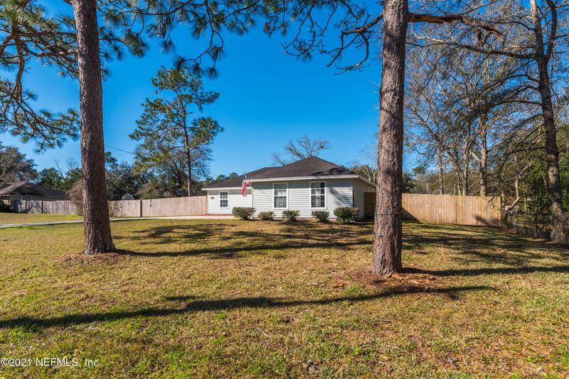 7012 Loves Dr, Jacksonville, FL 32222