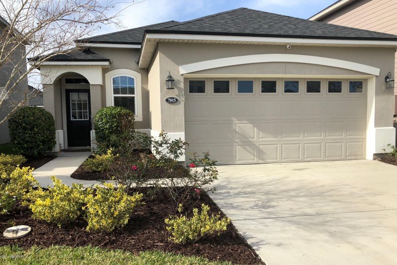 7015 Mirabelle Dr, Jacksonville, FL 32258