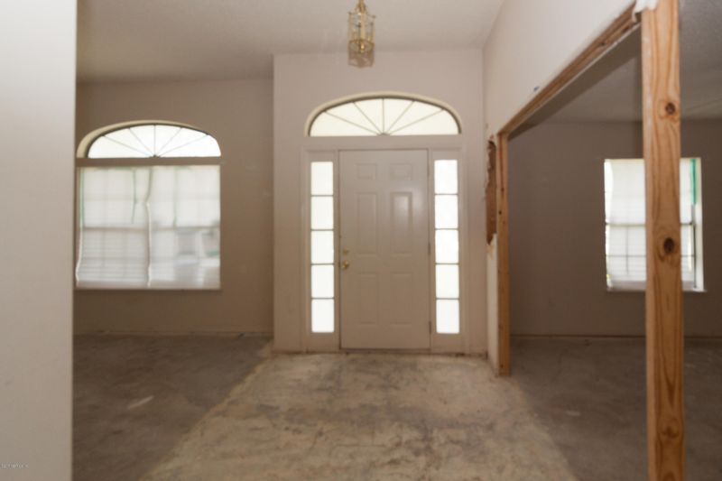 7018 Shady Pine St W, Jacksonville, FL 32244