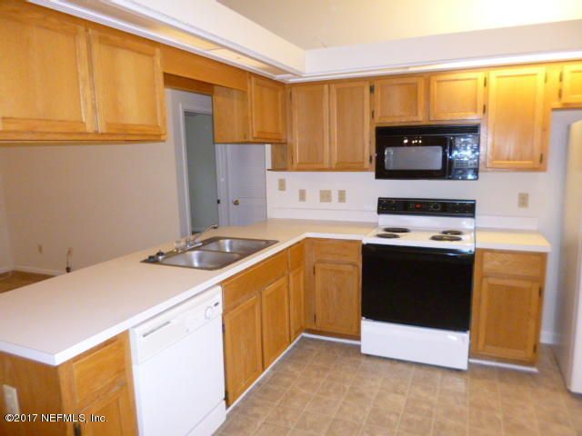702 Charles Pinckney St, Orange Park, FL 32073