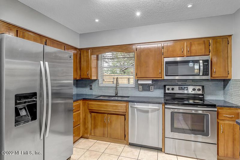702 Roger Sherman St, Orange Park, FL 32073