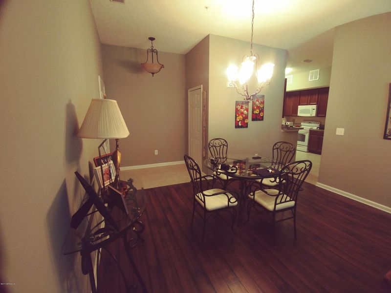 7028 Deer Lodge Cir #101, Jacksonville, FL 32256