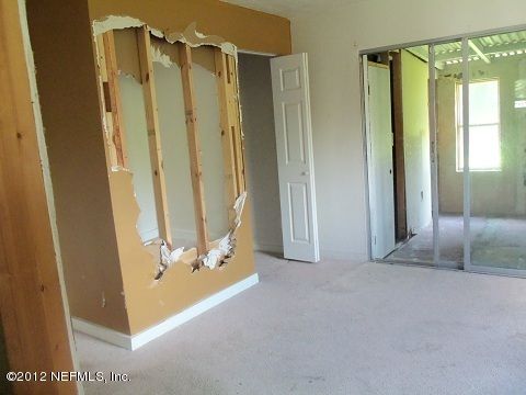 7033 Paul Howard Dr, Jacksonville, FL 32222