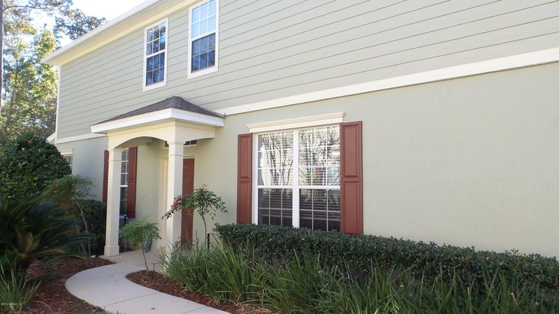 7033 Roundleaf Dr, Jacksonville, FL 32258