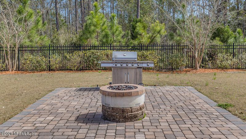 70348 Winding River Dr, Yulee, FL 32097
