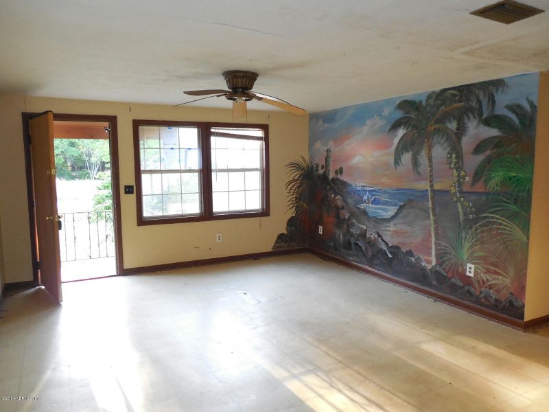 7035 Charmayn Rd, Jacksonville, FL 32244