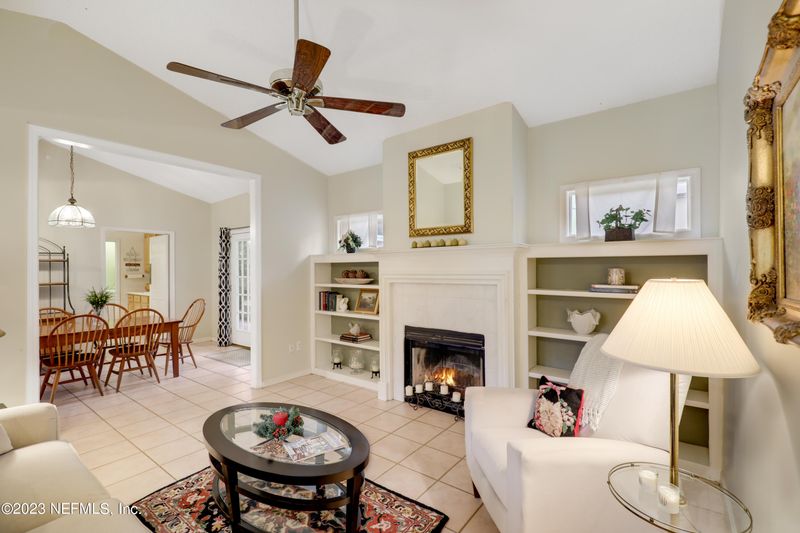 7039 Arlet Dr, Jacksonville, FL 32211