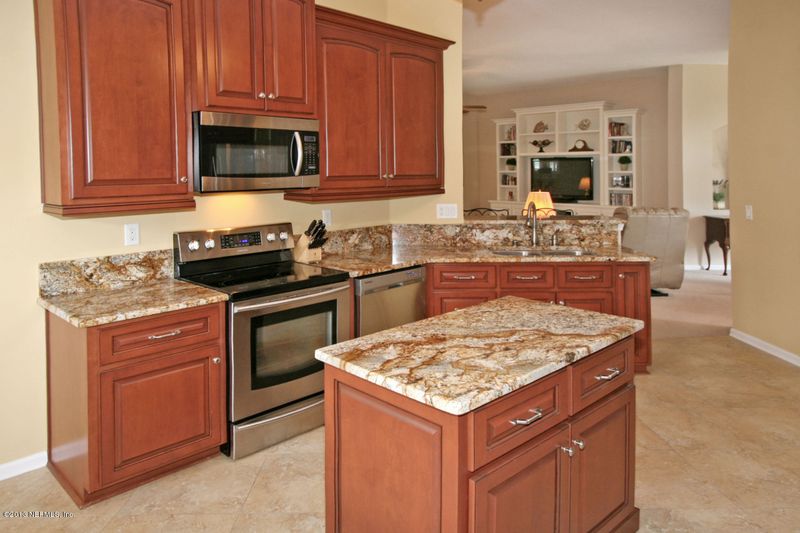 704 Hazelmoor Ln, Ponte Vedra, FL 32081