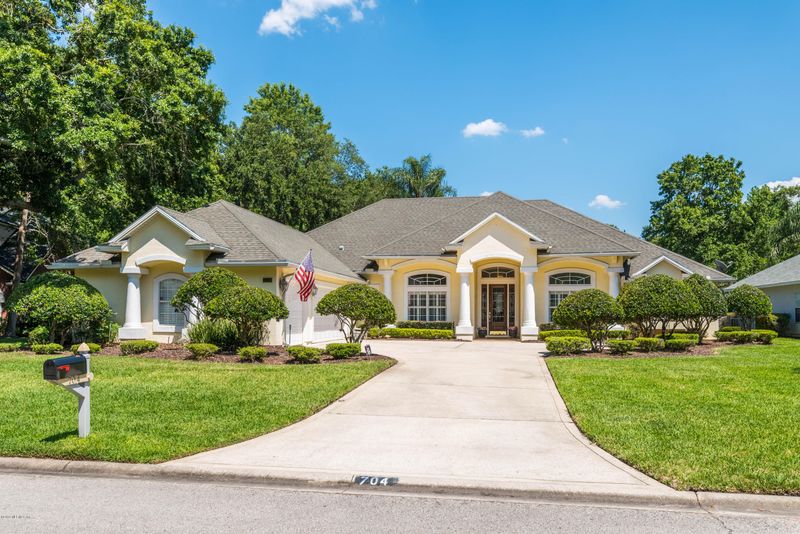 704 Piney Pl, Jacksonville, FL 32259