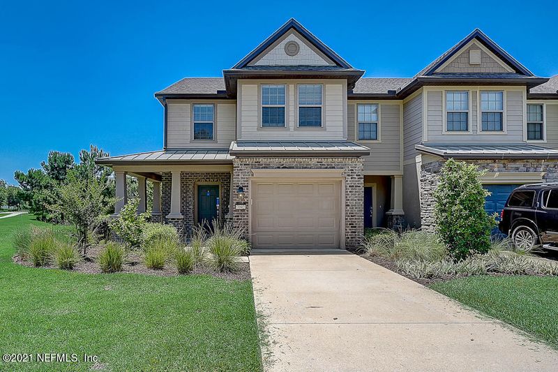 7042 Coldwater Dr, Jacksonville, FL 32258