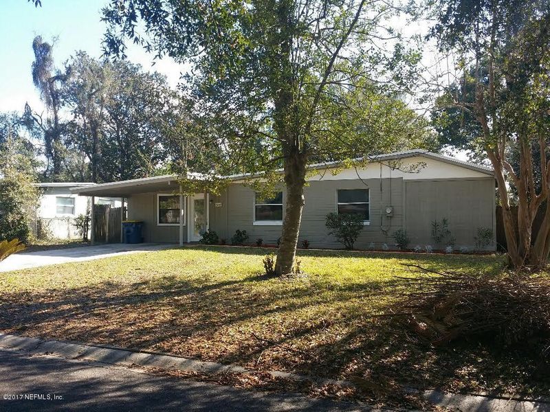 7044 King Arthur Rd N, Jacksonville, FL 32211