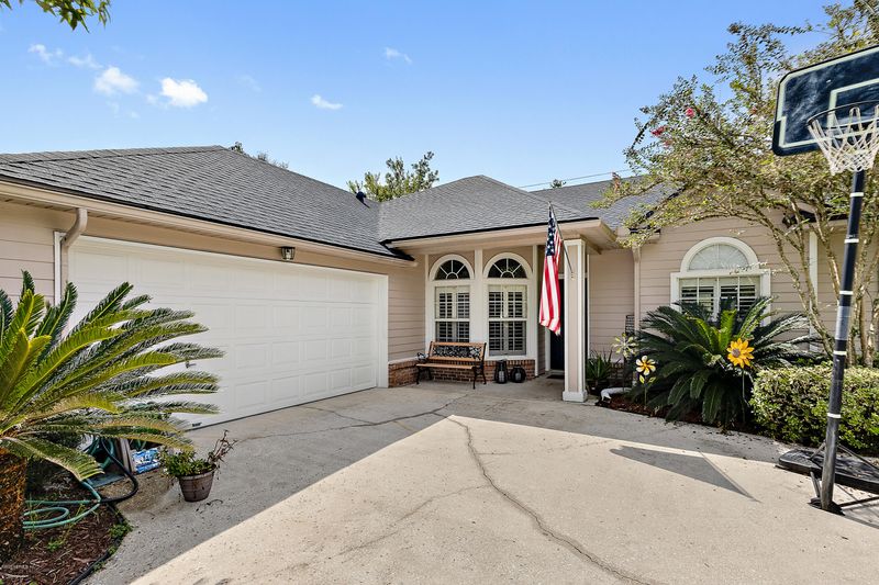 705 Southern Belle Dr W, St Johns, FL 32259
