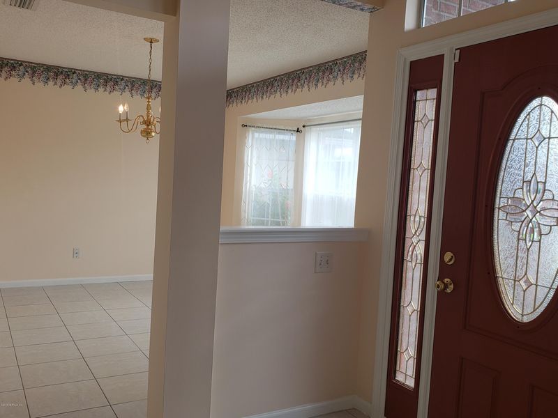 7052 Shady Pine St, Jacksonville, FL 32244