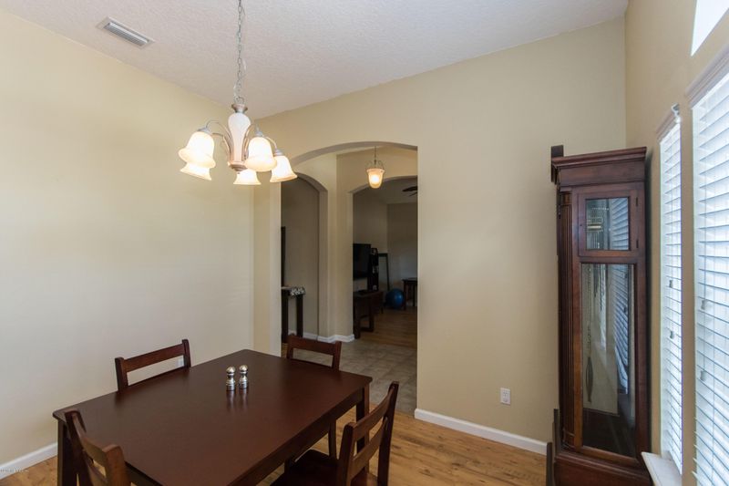 7058 Candle Forest Ct, Jacksonville, FL 32244