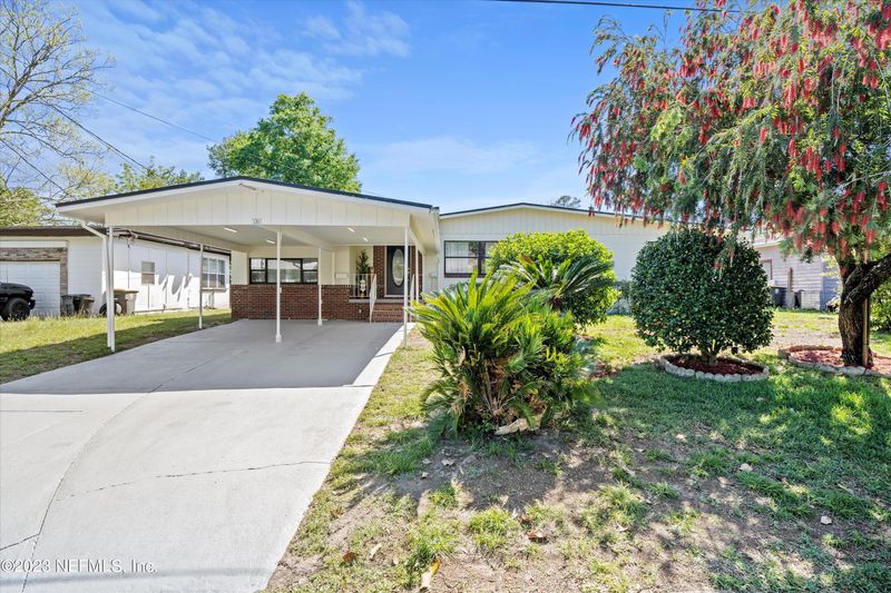 7060 Knotts Dr, Jacksonville, FL 32210