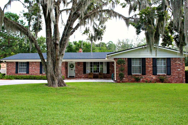7061 Hanson Dr N, Jacksonville, FL 32210