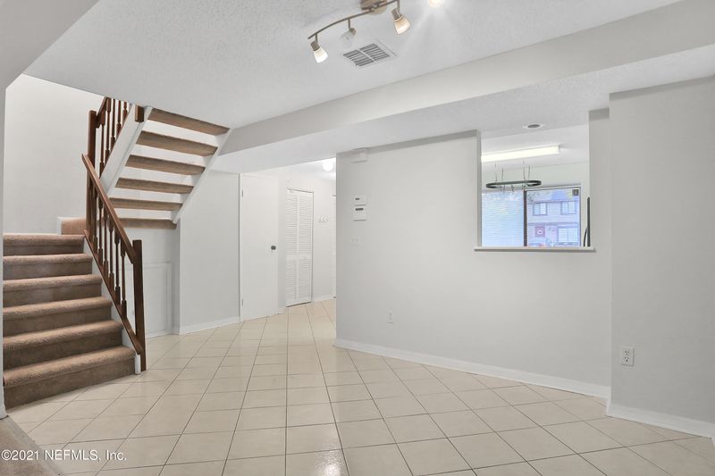 7064 Prestwick Cir S, Jacksonville, FL 32244