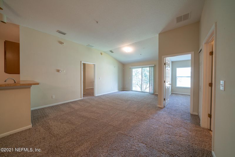 7068 Deer Lodge Cir #110, Jacksonville, FL 32256
