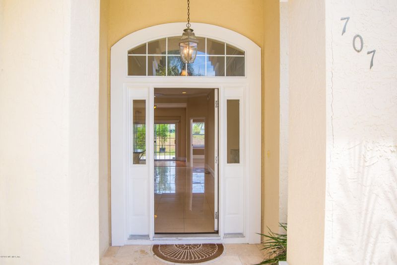 707 Divot Ct, St Augustine, FL 32080