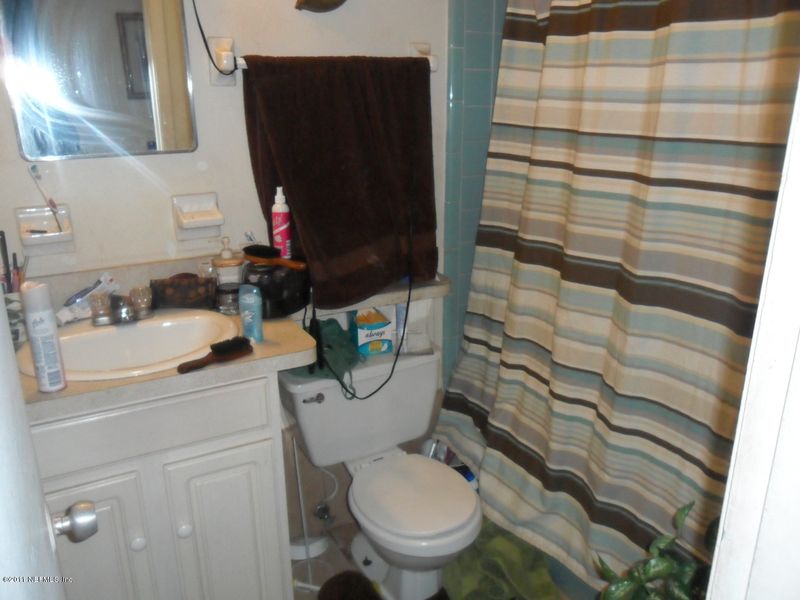 7076 Queen Of Hearts Ct, Jacksonville, FL 32210