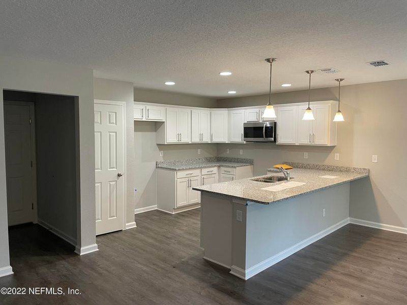 709 Mamie Rd, Jacksonville, FL 32205