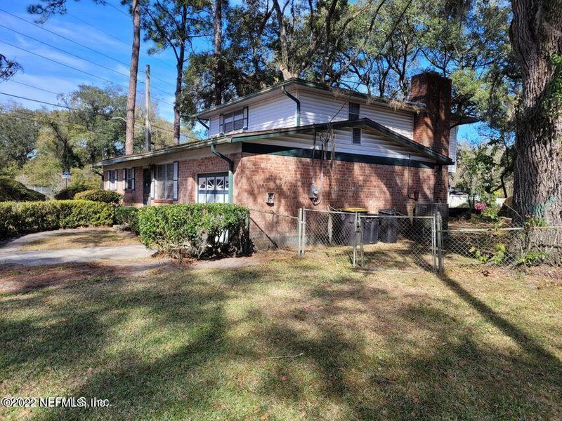 7093 Bishop Hatcher Dr E, Jacksonville, FL 32219