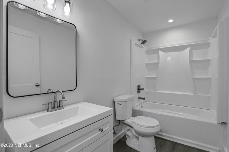 710 Division St, Fernandina Beach, FL 32034