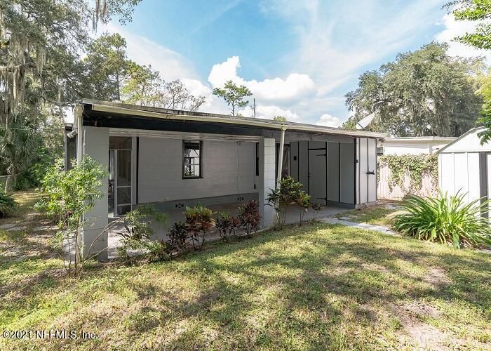 7105 Silver Lake Ter, Jacksonville, FL 32216