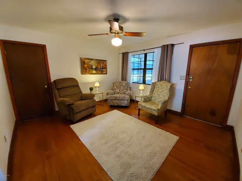 7109 Mayapple Rd, Jacksonville, FL 32211