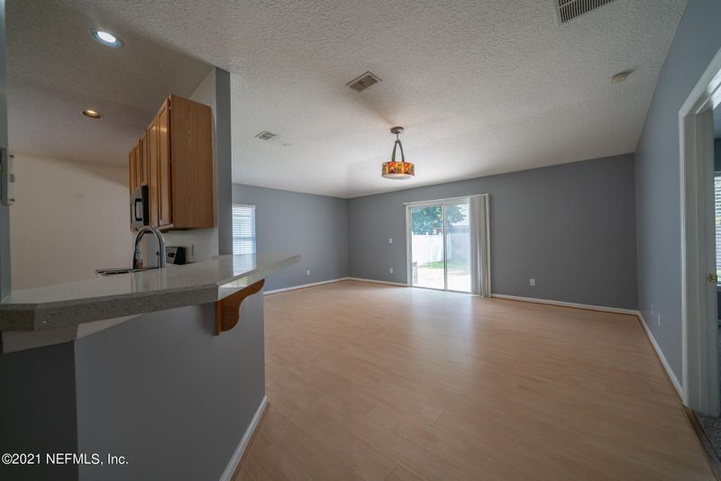 711 Bellshire Dr, Orange Park, FL 32065