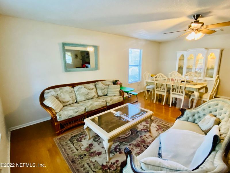 711 S 7th St, Fernandina Beach, FL 32034