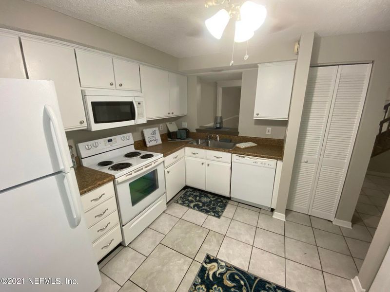 7115 Prestwick Cir N, Jacksonville, FL 32244