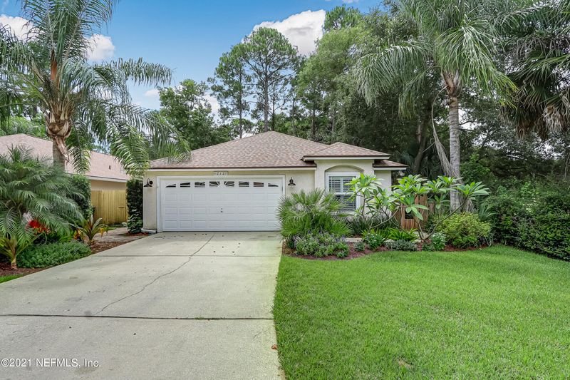 712 Kestner Rd, Atlantic Beach, FL 32233