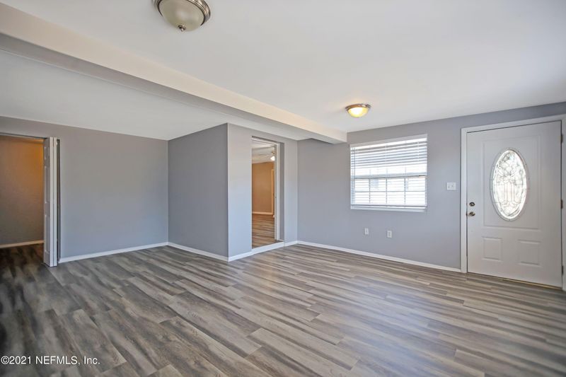 7123 Oakney Rd, Jacksonville, FL 32211