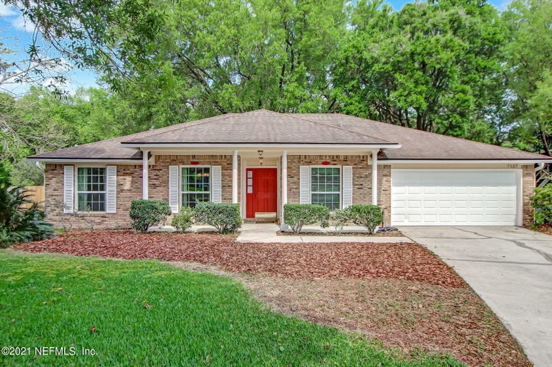 7127 Byebrook Ct, Jacksonville, FL 32216