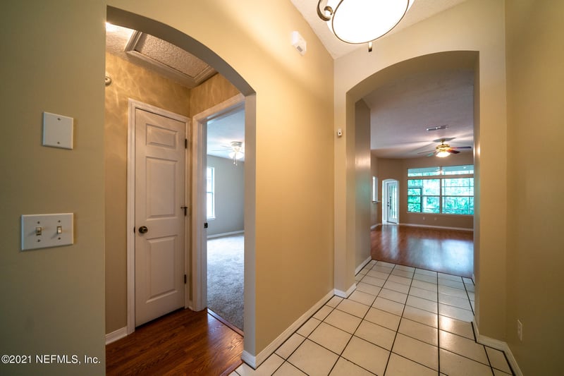 713 Lockwood Ln, Jacksonville, FL 32259