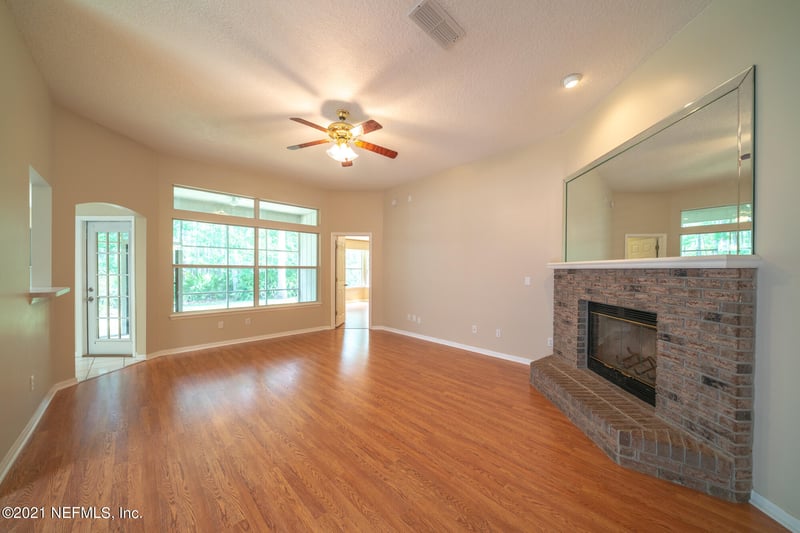 713 Lockwood Ln, Jacksonville, FL 32259