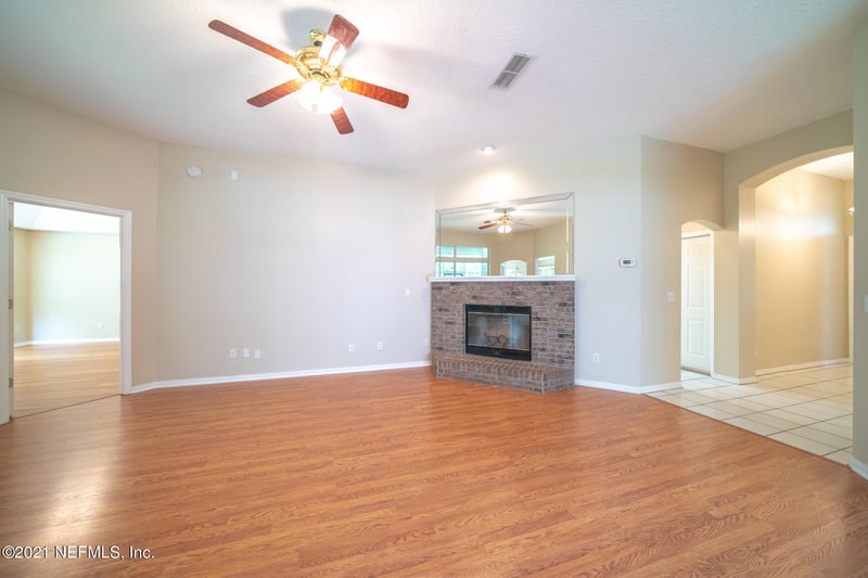 713 Lockwood Ln, Jacksonville, FL 32259