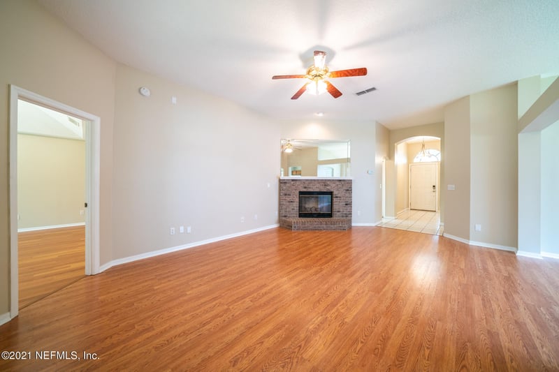713 Lockwood Ln, Jacksonville, FL 32259