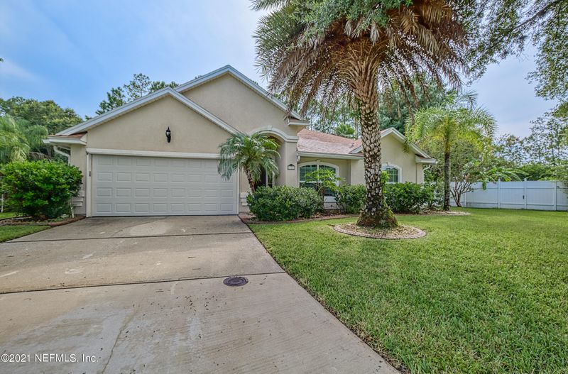 713 Southern Belle Dr, St Johns, FL 32259