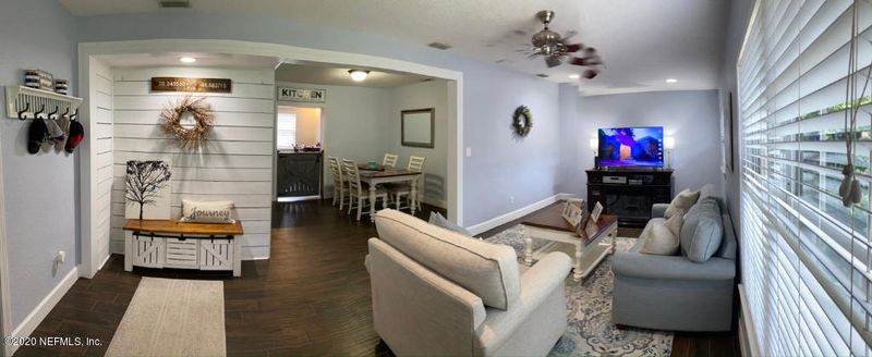 7131 King Arthur Rd, Jacksonville, FL 32211