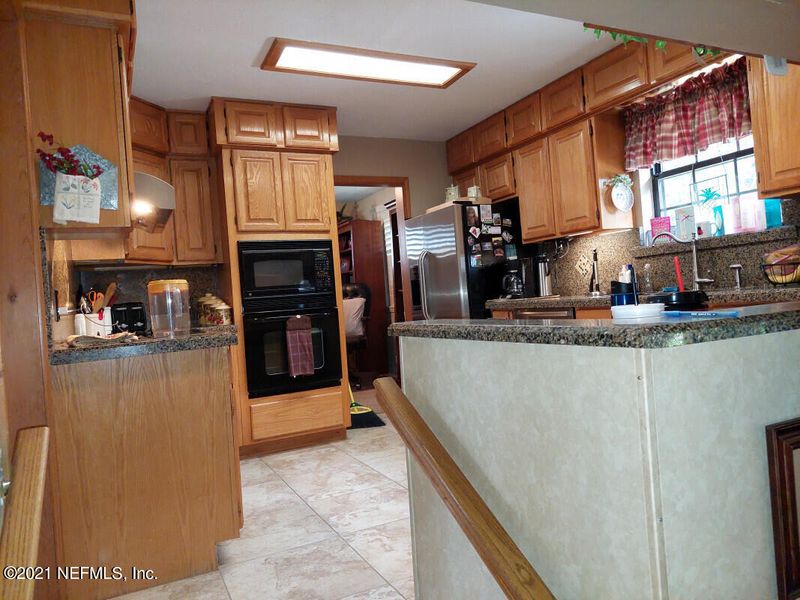 7134 Hyde Grove Ave, Jacksonville, FL 32210