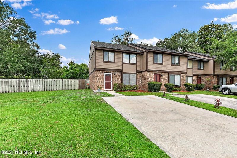 7141 Prestwick Cir N, Jacksonville, FL 32244