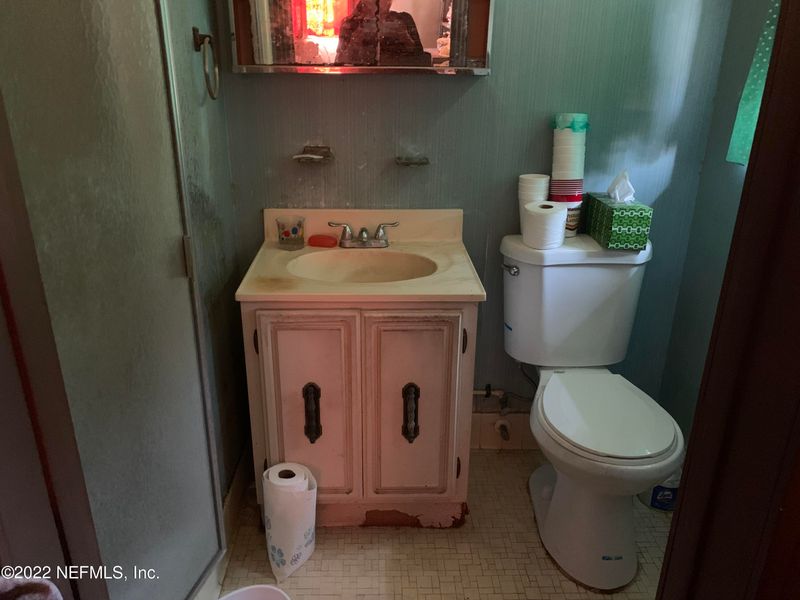 7142 Oakney Rd, Jacksonville, FL 32211